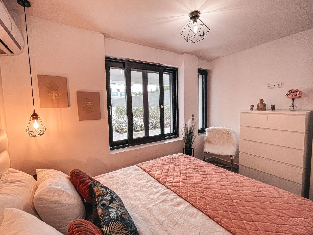 Pool Voula Apartment Close To Kavouri Beach By Cielo Homes Athens Ngoại thất bức ảnh